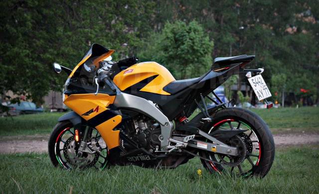 Aprilia rs4 125