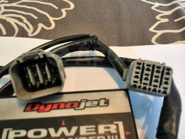 、 Power Commander III USB 213-411 Kawasaki ZX-6 RR (2004)