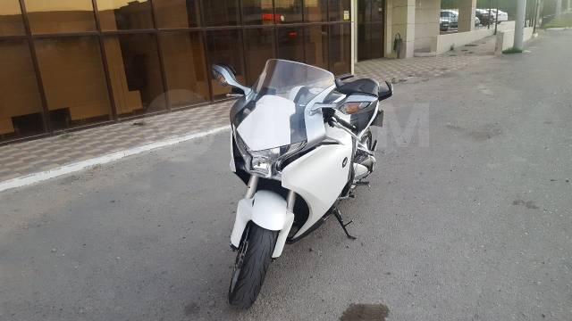 Honda VFR 1200F. 1 200. ., , ,   