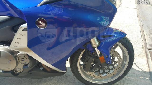 Honda VFR 1200F. 1 237. ., , ,   