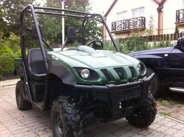 Yamaha Rhino 660. ,  \,   