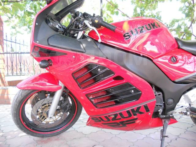 Suzuki RF 900R. 900. ., , ,  .     