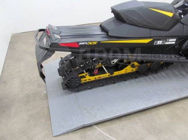 BRP Ski-Doo Renegade Backcountry X 800R E-TEC. ,  ,  .     