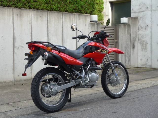 Мотоцикл 125 кубов с птс. Honda XR 125. Мотоцикл Honda xr125. Хонда 125 кубов эндуро. Мото Хонда 125 кубов.