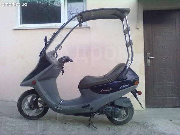 Скутер Honda cabina af33