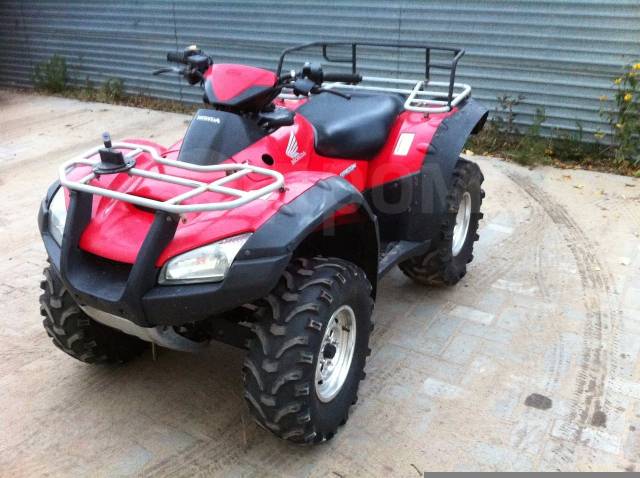 Honda TRX 680. ,  \,   