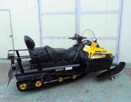 BRP Ski-Doo Skandic SWT V-800. ,  ,   