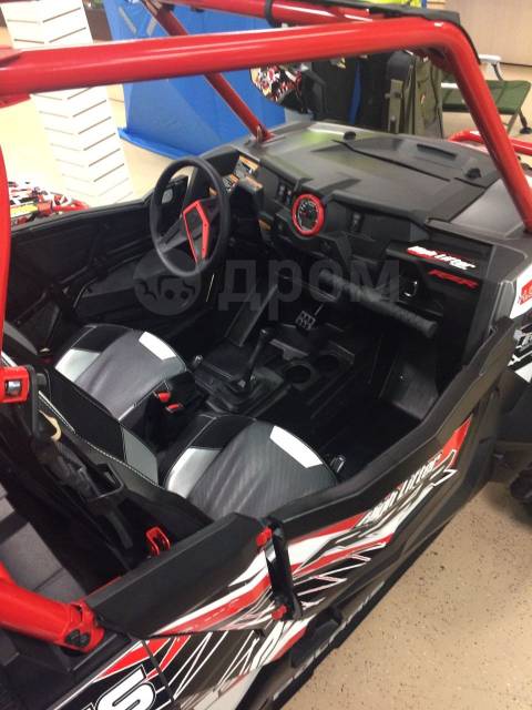 Polaris Ranger RZR XP 900. ,  \,   