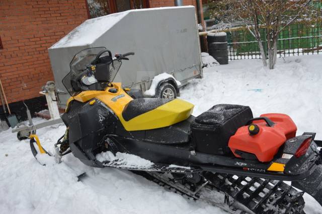 BRP Ski-Doo Summit. ,  ,   