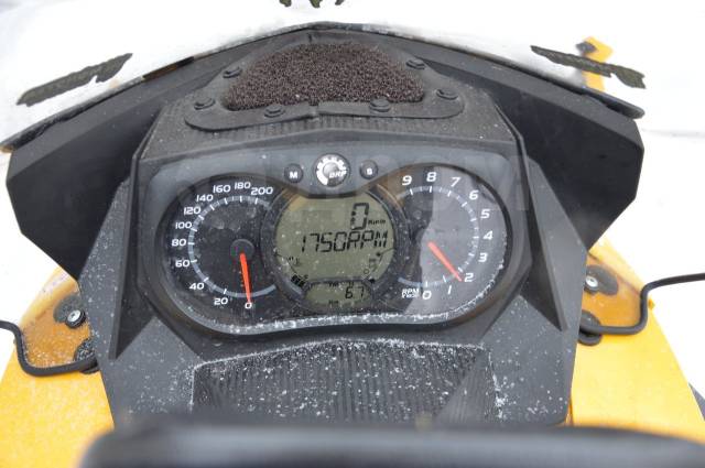 BRP Ski-Doo Summit. ,  ,   