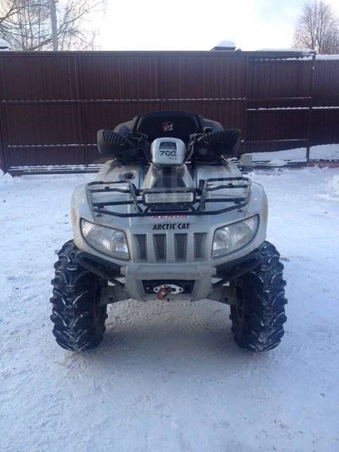 Arctic Cat 700. ,  \,   