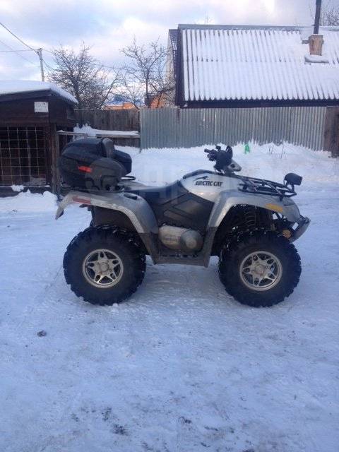 Arctic Cat 700. ,  \,   