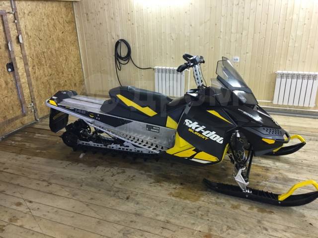 Ski doo summit 600. Ski Doo Summit 600 SP.