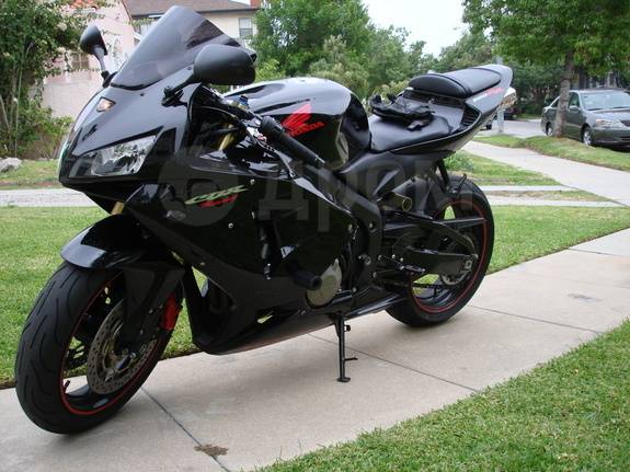 Honda cbr600rr 2005 черный двигатель