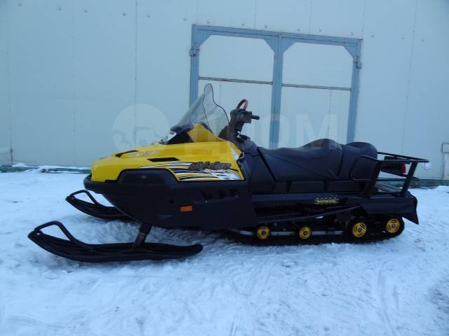 BRP Ski-Doo Skandic SWT V-800. ,  ,   