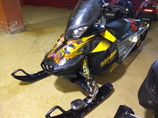 BRP Ski-Doo Summit Everest. ,  ,   