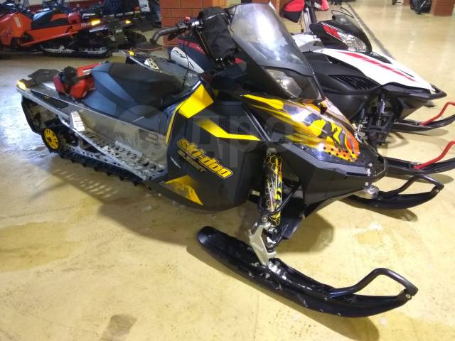 BRP Ski-Doo Summit Everest. ,  ,   