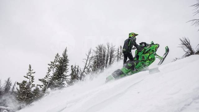 Arctic Cat M 8000. ,  ,   