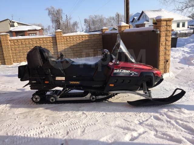 BRP Ski-Doo Expedition. ,  ,   