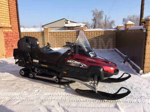 BRP Ski-Doo Expedition. ,  ,   