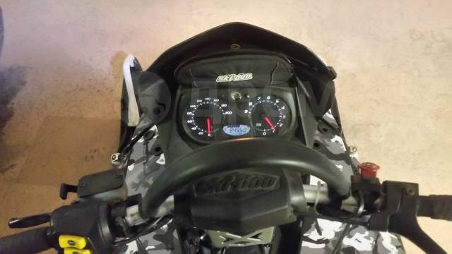 BRP Ski-Doo Summit Everest 600 H.O. E-TEC. ,  ,   