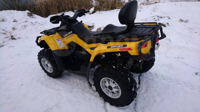 BRP Can-Am Outlander Max 800 XT. ,  \,   