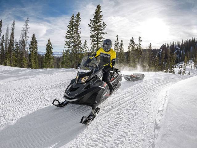 BRP Ski-Doo Skandic SWT 900 Ace. ,  ,   