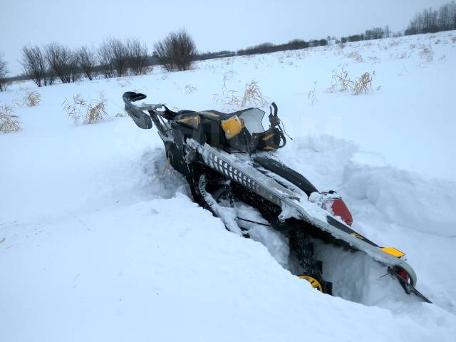 BRP Ski-Doo Summit. ,  ,   