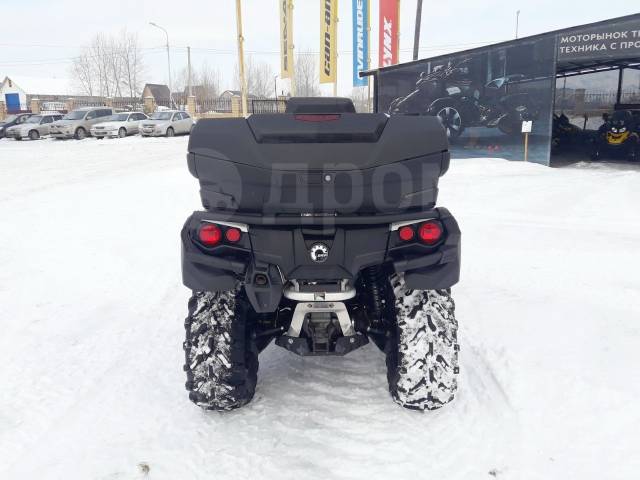 BRP Can-Am Outlander Max 1000R Limited. ,  \,   