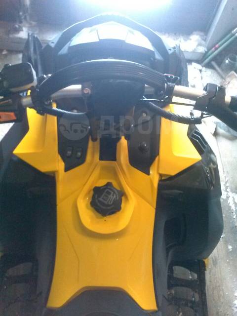 BRP Ski-Doo Summit XM 154 800 E-Tec. ,  ,   