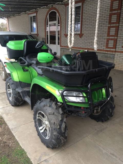 Arctic Cat 700. ,  \,   