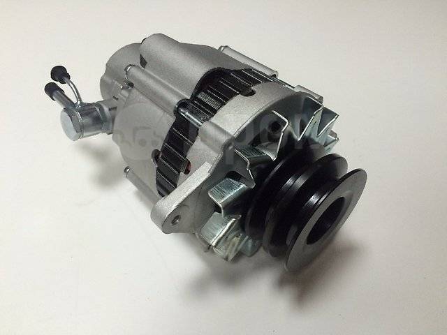 Купить Генератор Nissan TD27/TD42/QD32 12V Новый Гарантия во Владивостоке по цен