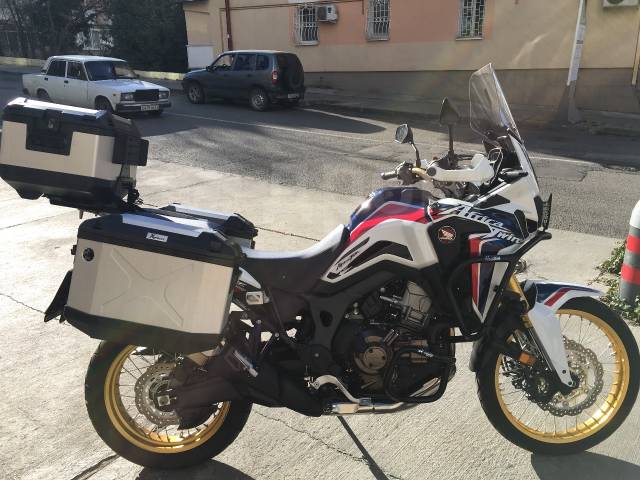 Honda Africa Twin. 1 000. ., , ,  .     