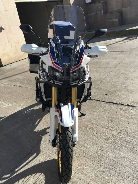 Honda Africa Twin. 1 000. ., , ,  .     