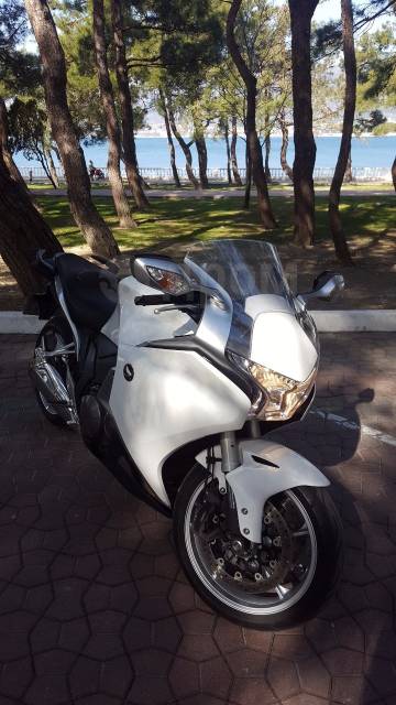 Honda VFR 1200F. 1 273. ., , ,   