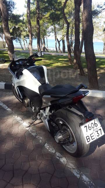 Honda VFR 1200F. 1 273. ., , ,   