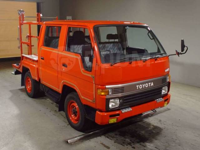 Toyota hiace lh85