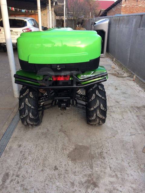 Arctic Cat 700. ,  \,   