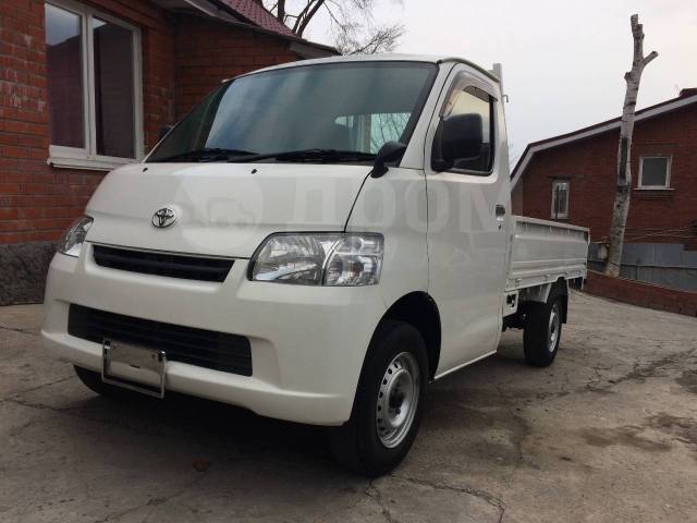 Toyota lite ace truck