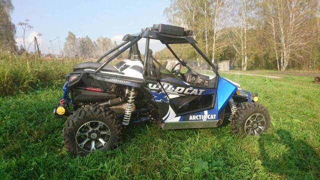 Arctic Cat. ,  \,   