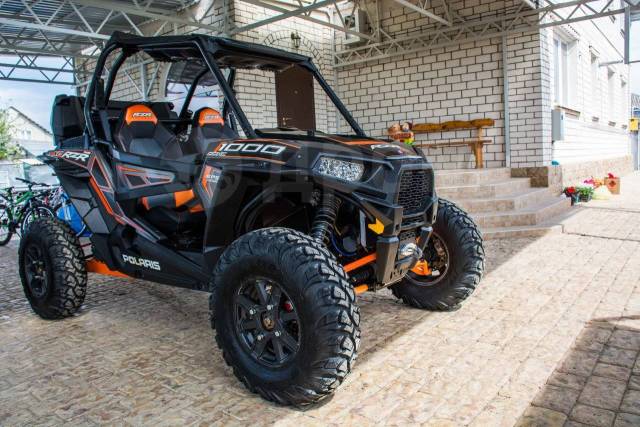 Polaris RZR XP 1000. ,  \,   