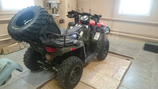 Polaris Sportsman Touring. ,  \,   