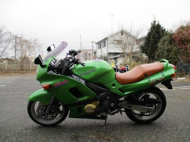 Kawasaki спорт турист