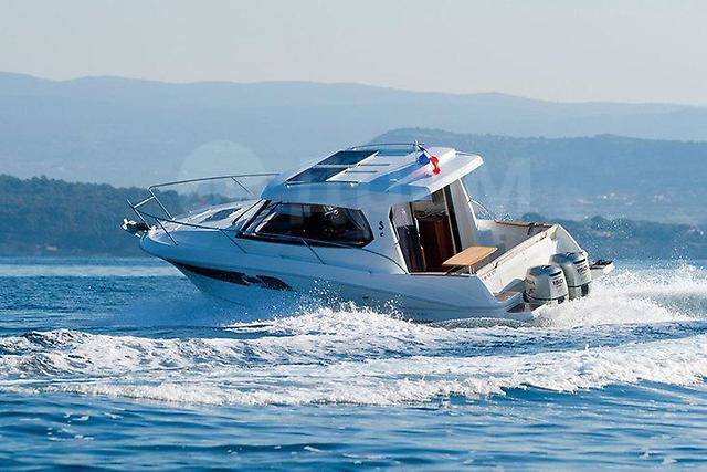 Beneteau. 2012 ,  8,80.,  , 500,00..,  