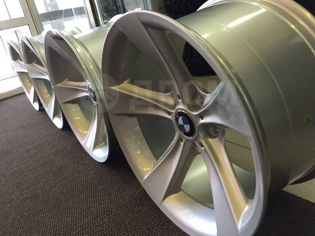 BMW. 8.5/9.5x18", 5x120, ET14/20,  74,1. 