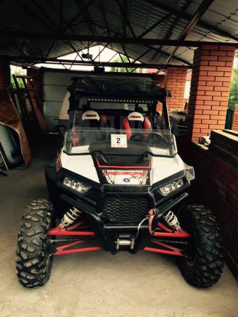 Polaris Ranger RZR XP 900. ,  \,   