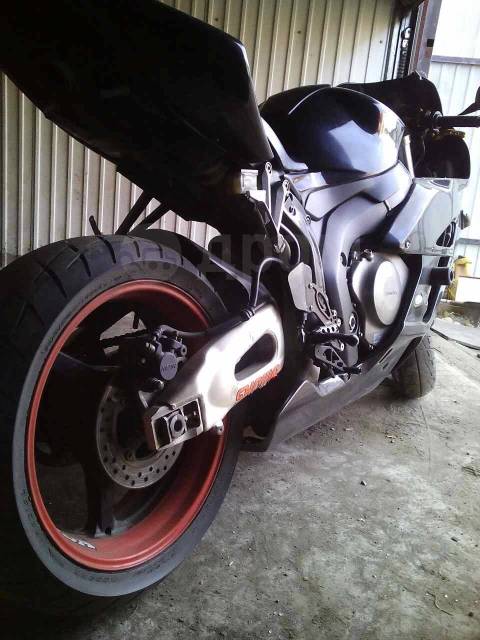 Honda CBR 1000RR Fireblade. 998. ., , ,   