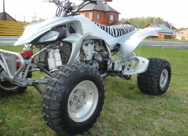 Yamaha YFZ. ,  \,   