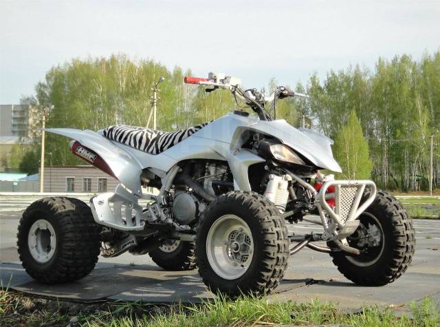 Yamaha YFZ. ,  \,   