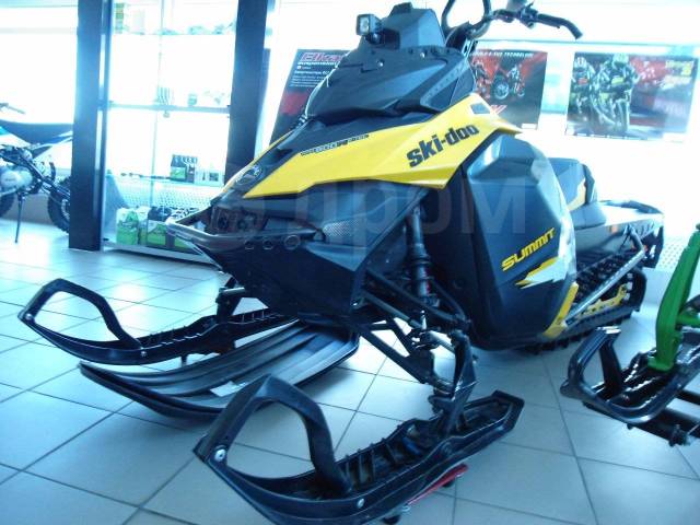 BRP Ski-Doo Summit X. ,  ,   